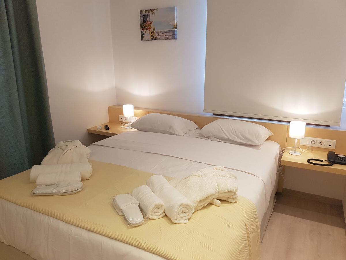 8Kto Hotel Скиатос Екстериор снимка