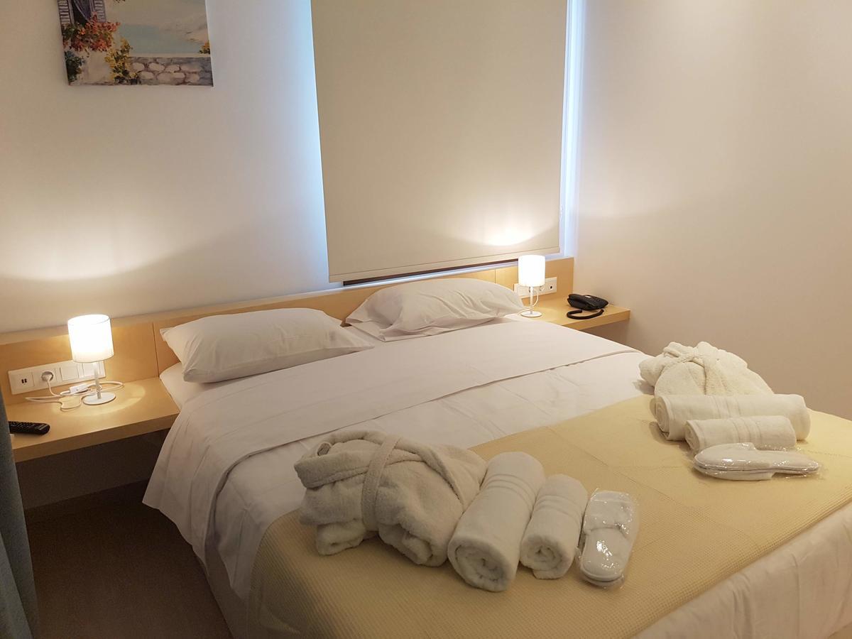 8Kto Hotel Скиатос Екстериор снимка